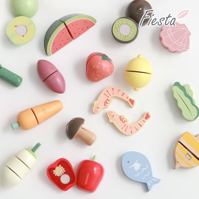 Wooden Play Cooking Role Play Set - 28 pieces: A Colorful Culinary Adventure for Kids - Mamarang