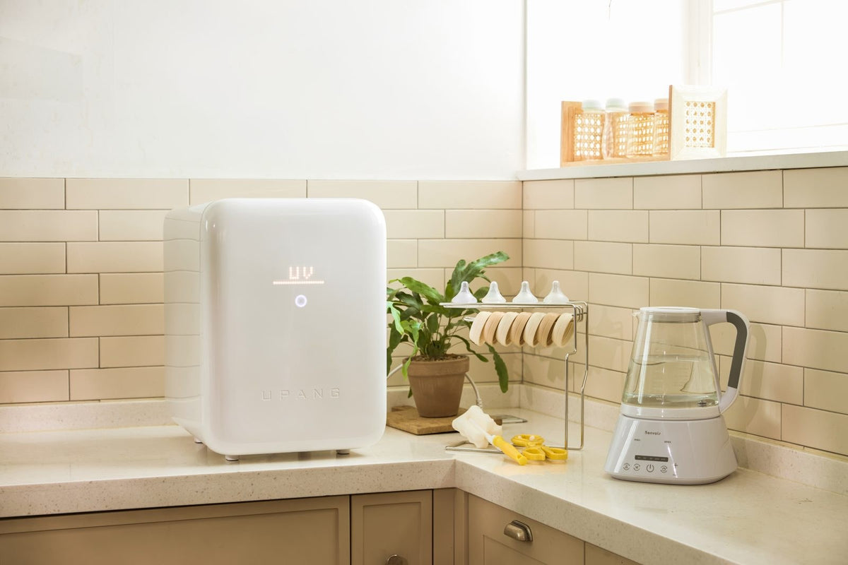 UPANG Signature 2 PLUS UV sterilizer on a kitchen shelf