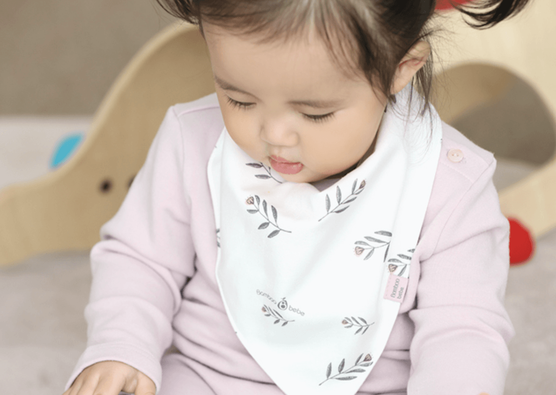 Bamboo Flower Pattern Double Sided Baby Scarf Bib - 1pc | Bamboo-Bebe - Mamarang